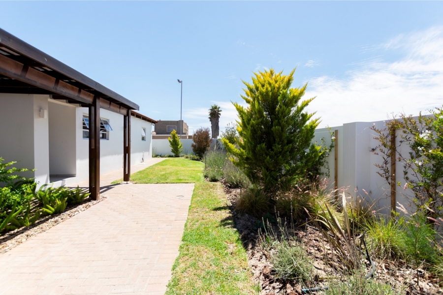 3 Bedroom Property for Sale in Langebaan North Western Cape